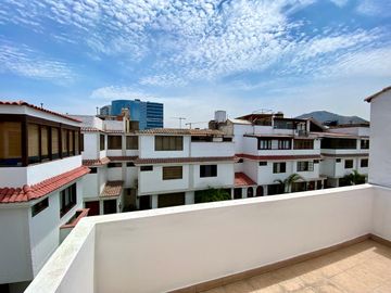 CASA EN CONDOMINIO PRIVADO