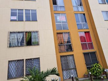 SE VENDE APARTAMENTO EN UNIDAD BARRIO VILLA DEL PRADO.