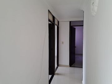 SE VENDE APARTAMENTO EN UNIDAD BARRIO VILLA DEL PRADO.