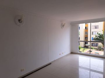 SE VENDE APARTAMENTO EN UNIDAD BARRIO VILLA DEL PRADO.