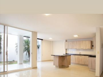 SE VENDE Casa en Sierra Nogal