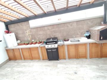 CASA EN VENTA SECTOR SAN JUAN DE CUMBAYA