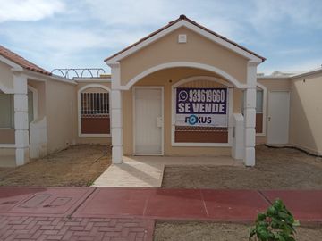 Venta de casa en condominio en Reque Chiclayo
