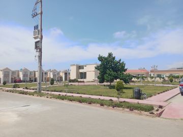 Venta de casa en condominio en Reque Chiclayo