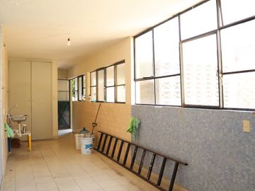 Casa para proyecto de restauración en la Andrade.