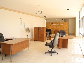 Casa para proyecto de restauración en la Andrade.