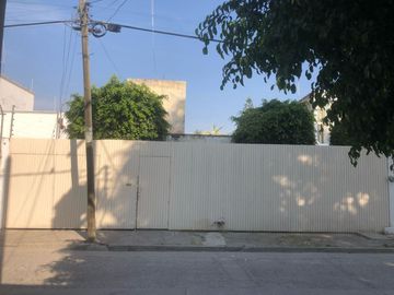 Casa para proyecto de restauración en la Andrade.