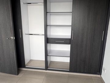 VENDO APARTAMENTO ULTIMO PISO EN NOGAL