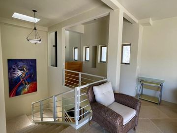 RESIDENCIA EN VENTA CON VISTA AL MAR
