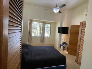 RESIDENCIA EN VENTA CON VISTA AL MAR