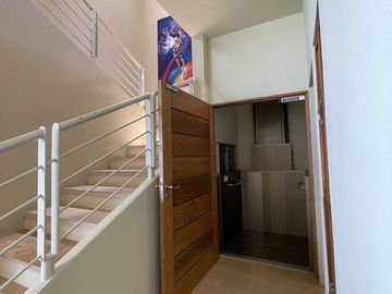 RESIDENCIA EN VENTA CON VISTA AL MAR