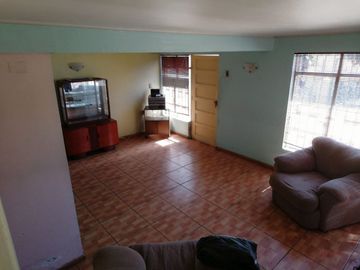 ~~OFERTON~~~98.000.000 CASA ANTIGUA DE 2 PISOS EN AVD PRINCIPAL BARON EN  VALPARAÍSO