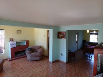 ~~OFERTON~~~98.000.000 CASA ANTIGUA DE 2 PISOS EN AVD PRINCIPAL BARON EN  VALPARAÍSO