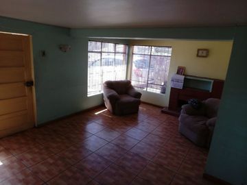 ~~OFERTON~~~98.000.000 CASA ANTIGUA DE 2 PISOS EN AVD PRINCIPAL BARON EN  VALPARAÍSO