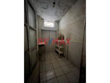 Se Vende Casa Comercial En Av La Paz, La Perla Callao