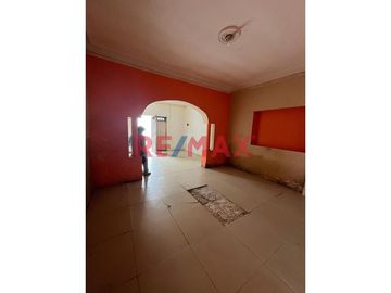 Se Vende Casa Comercial En Av La Paz, La Perla Callao