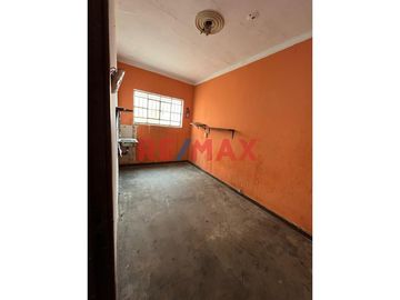 Se Vende Casa Comercial En Av La Paz, La Perla Callao