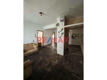 Se Vende Casa Comercial En Av La Paz, La Perla Callao
