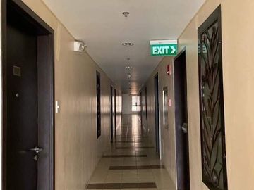 RFO Corner Unit 2 Bedroom with Balcony Condo in Pasig - 30,000 Monthly FOR SALE