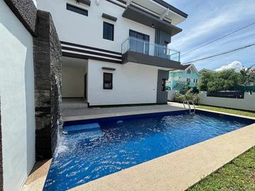 Brand New House w/ Swimming pool (RFO)