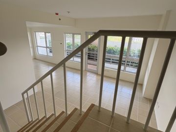 Affordable Rent to own condo 2 Bedroom with Balcony near BGC, Megamall, Shangri-la