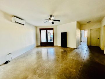Casa de Una Planta en Venta en Pueblo Dorado