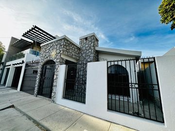Casa de Una Planta en Venta en la col. Jesús García