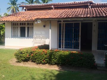 Casa Campestre en Venta Girardot, Ricaurte, Cundinamarca a una cuadra del Mall de Peñalisa
