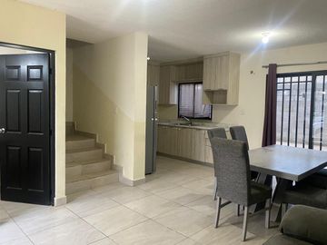 CASA EN VENTA, NORPONIENTE, AREA COMUN CON ALBERCA ...