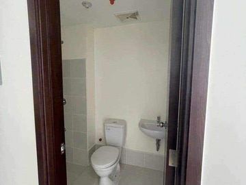 Rush Sale Covent Garden 2 Bedroom Condo in Santa Mesa near U Belt
