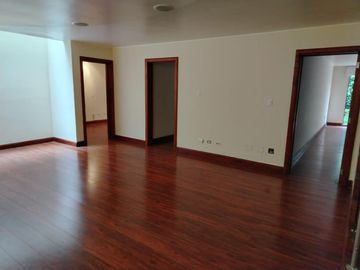 MAGNO DEPARTAMENTO EN VENTA EN SECTOR CANAL 8, QUITO