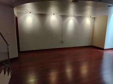 MAGNO DEPARTAMENTO EN VENTA EN SECTOR CANAL 8, QUITO