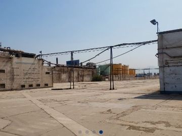 ¡Oportunidad Única! Venta de Local Industrial de 24,434.42 m² de Terreno a un Paso de Néstor Gambeta
