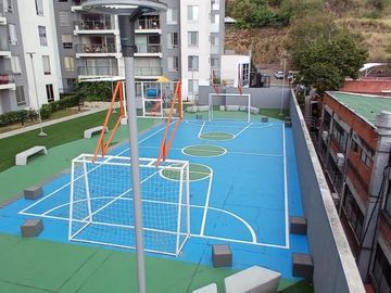 ¡Vive el lujo y la comodidad en este apartamento en venta en Altos de Menga! 🏡✨