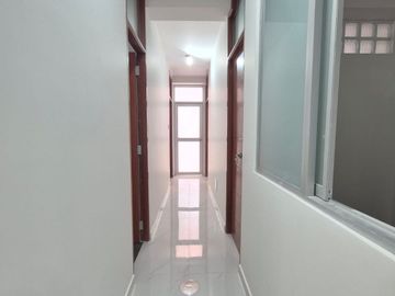 VENTA DE CASA EN URBANIZACIÓN LOS SAUCES CERCA DE LA UNIVERSIDAD SIPÁN