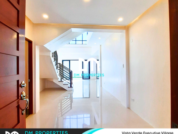 For Sale: 2-Storey House with Attic in Vista Verde Executive Village, Cainta Rizal