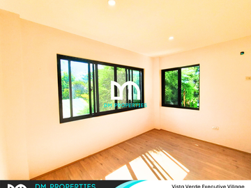 For Sale: 2-Storey House with Attic in Vista Verde Executive Village, Cainta Rizal