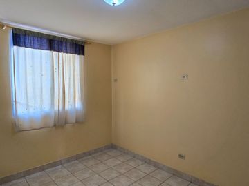Vendo Casa Esquinera en Urbanización Estrella del Mar con 4 Dormitorios 199 m²