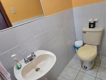 Vendo Casa Esquinera en Urbanización Estrella del Mar con 4 Dormitorios 199 m²