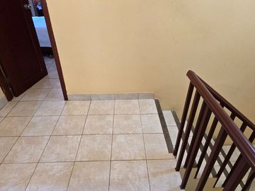 Vendo Casa Esquinera en Urbanización Estrella del Mar con 4 Dormitorios 199 m²