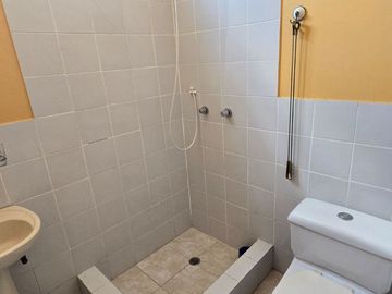 Vendo Casa Esquinera en Urbanización Estrella del Mar con 4 Dormitorios 199 m²