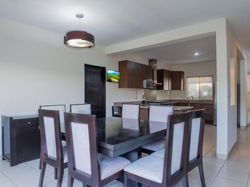 Hermosa Casa totalmente amueblada en camino del mar el tezal
