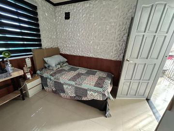 HOUSE AND LOT FOR SALE IN GREENWOOD HEIGHT IN BRGY.PALIPARAN DASMARINAS CAVITE