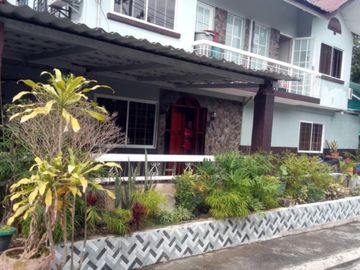 HOUSE AND LOT FOR SALE IN GREENWOOD HEIGHT IN BRGY.PALIPARAN DASMARINAS CAVITE