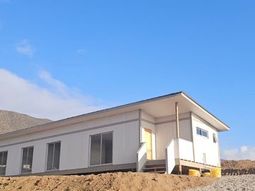 Parcela con Casa en Arrayan Costero a 15 Minutos de La Serena.