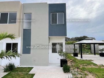 🏠Casa  en Venta A 10 minutos del Aeropuerto🛫💲903,000💰✨