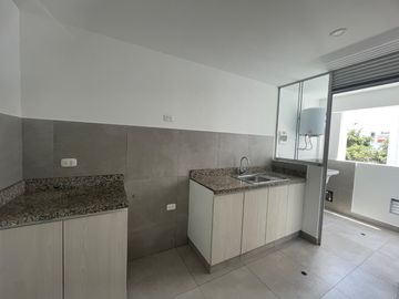 DUPLEX EN ALQUILER CHORRILLOS FRENTE A PLAZA LIMA SUR