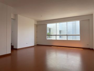 DUPLEX EN ALQUILER CHORRILLOS FRENTE A PLAZA LIMA SUR
