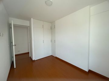 DUPLEX EN ALQUILER CHORRILLOS FRENTE A PLAZA LIMA SUR