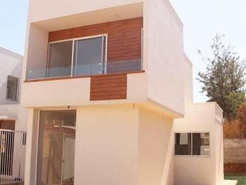 HERMOSA CASA A PRECIO REBAJADO!!!!